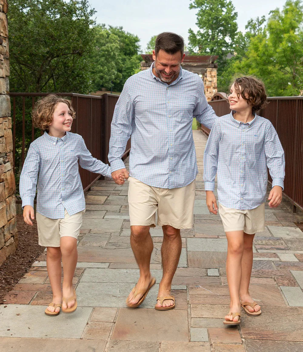 The Ultimate Guide to Choosing Youth Summer Apparel: What Should Parents Look For?